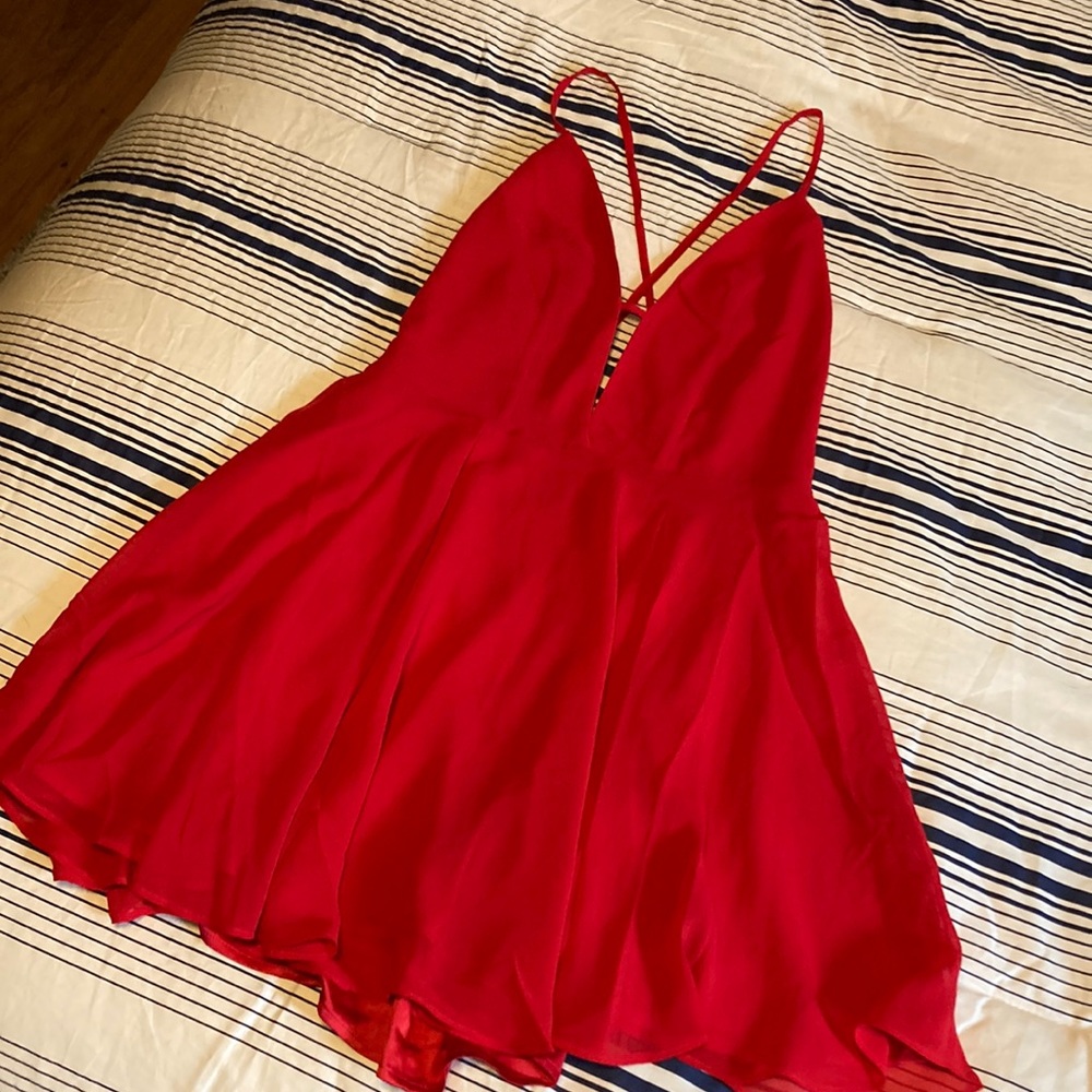 NWT Bebe mini flowy dress.